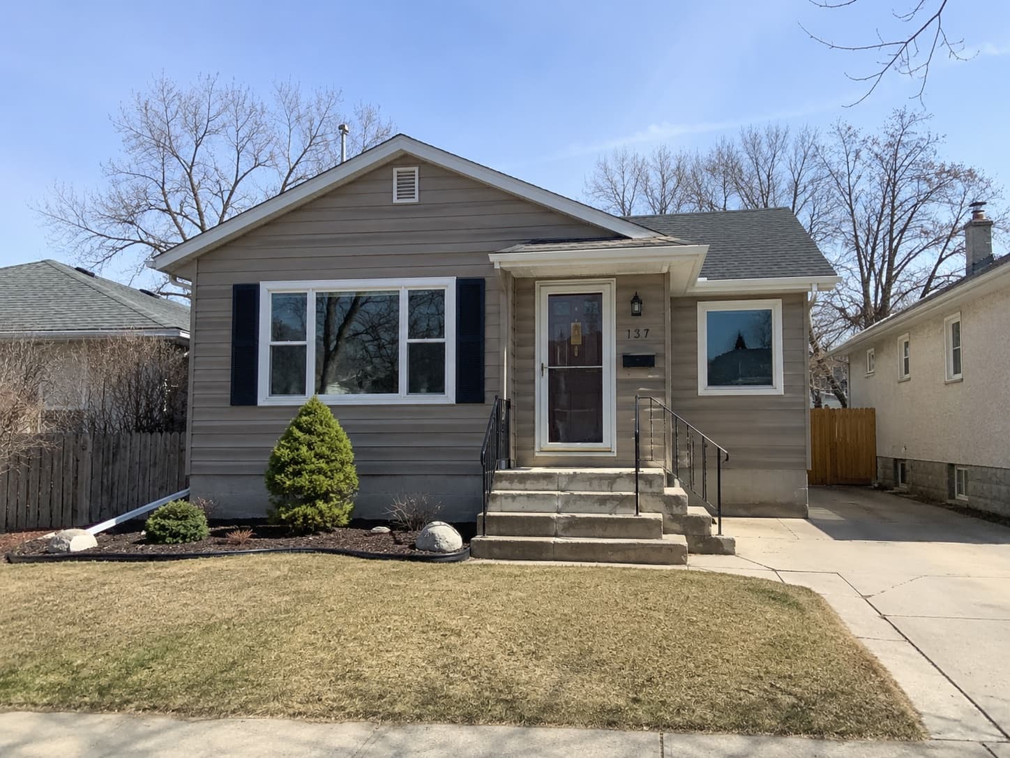 Exterior Painting project photo 6 by Best Quality Painting Ltd. in Winnipeg